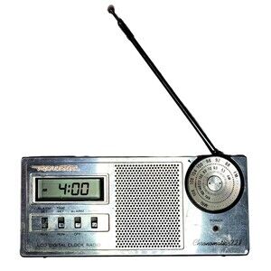 VTG Realistic Radio Chronomatic-228 LCD Digital AM/FM Alarm 12-1535 Radio Shack